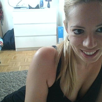 HotVanessa38 Vorschaubild