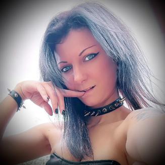 Laila-Banx Vorschaubild
